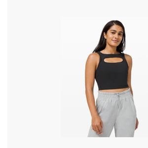 Lululemon black LA cutout crop top sz 8
